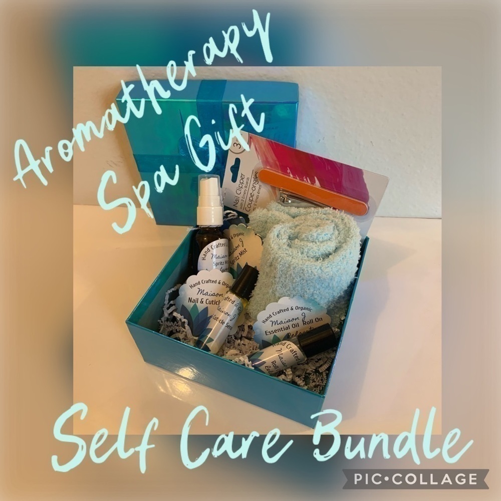 Aromatherapy Spa self care bundle gift set handcrafted organic